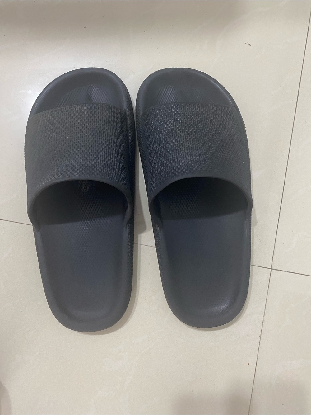 SHEIN Black Men's Slide Sandals